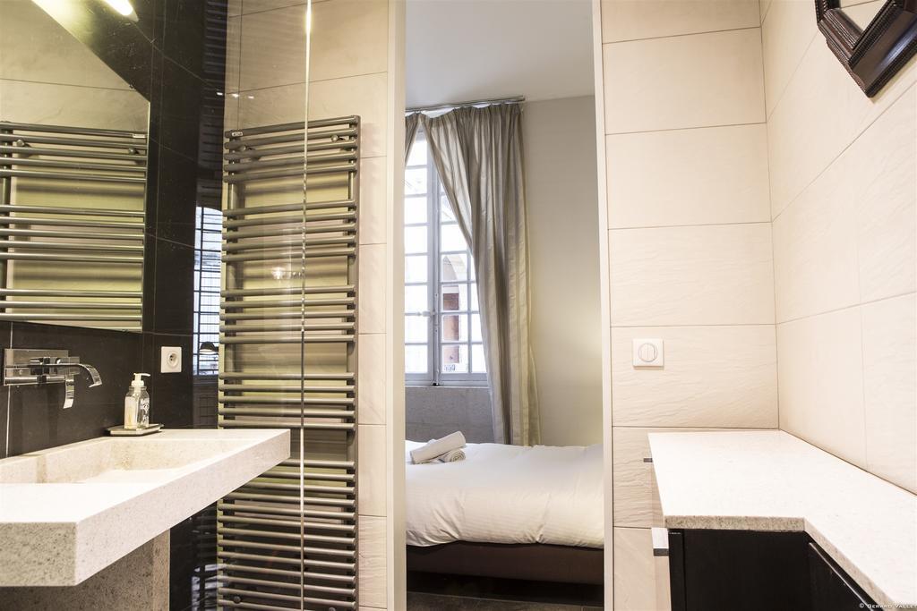 Ferienwohnung Descazeaux Bordeaux Zimmer foto